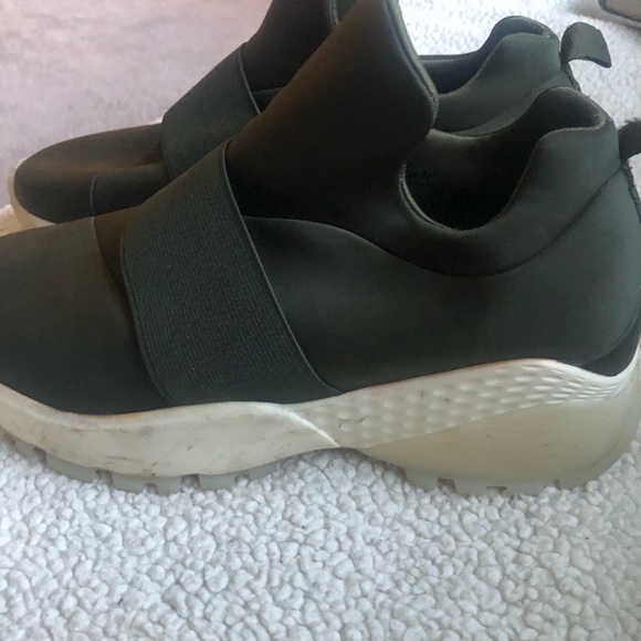 J Slides gently worn shoes size 6 - Picture 2 of 6